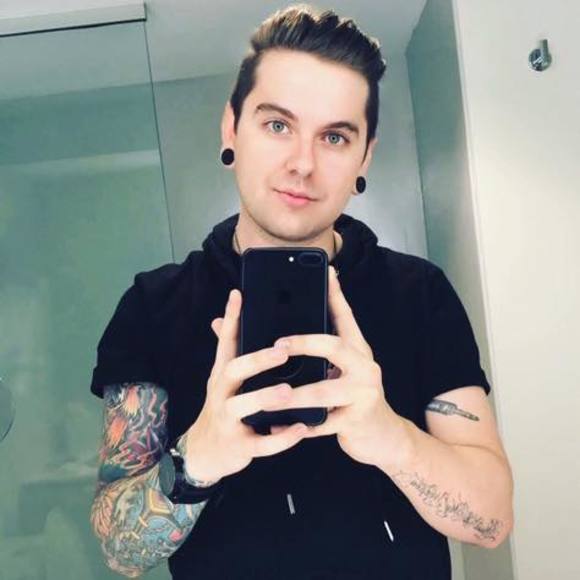 Meet your Posher, Dillon - Picture 1 of 1